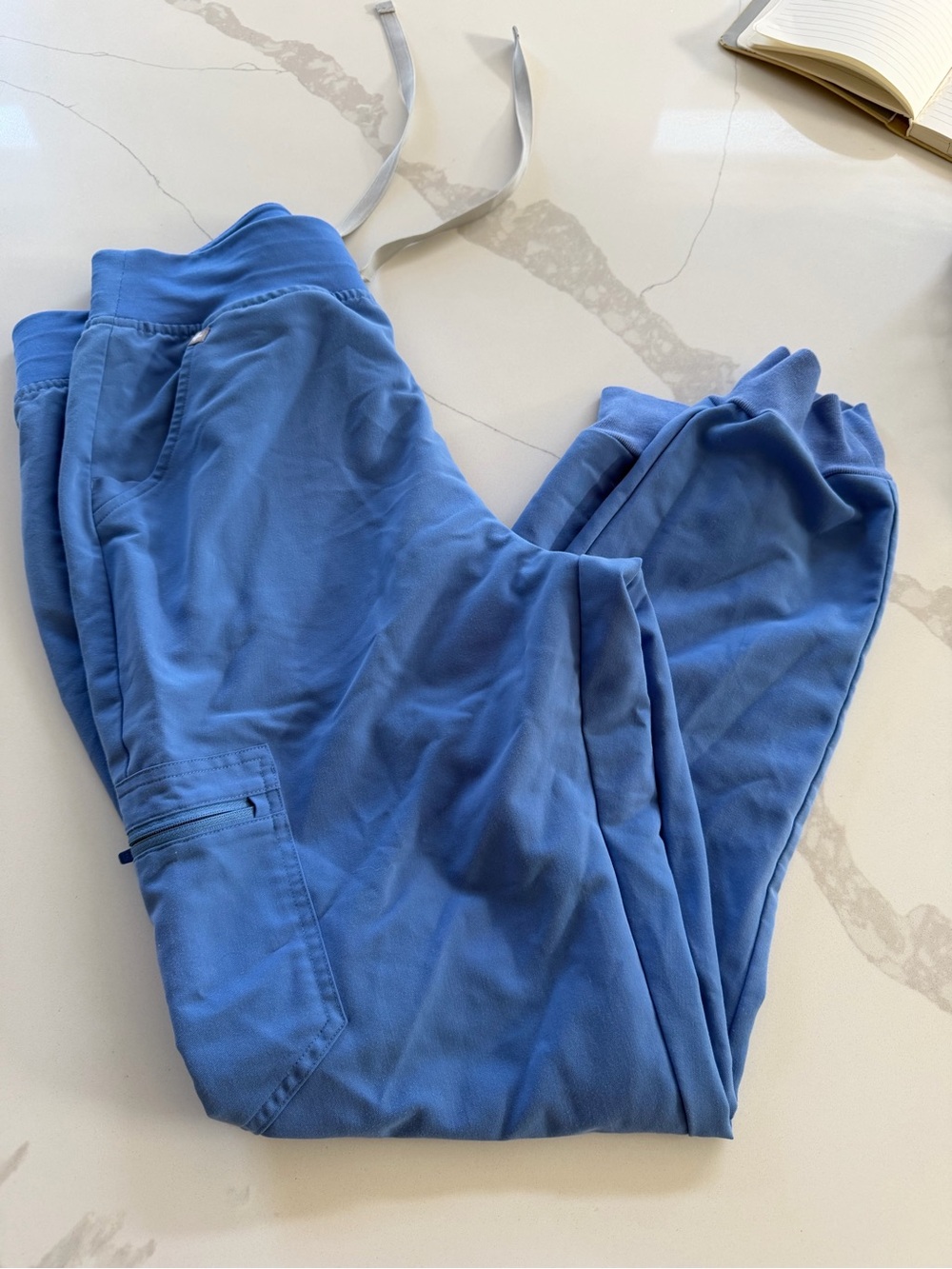 Figs scrub pants, joggers, ceil blue size medium